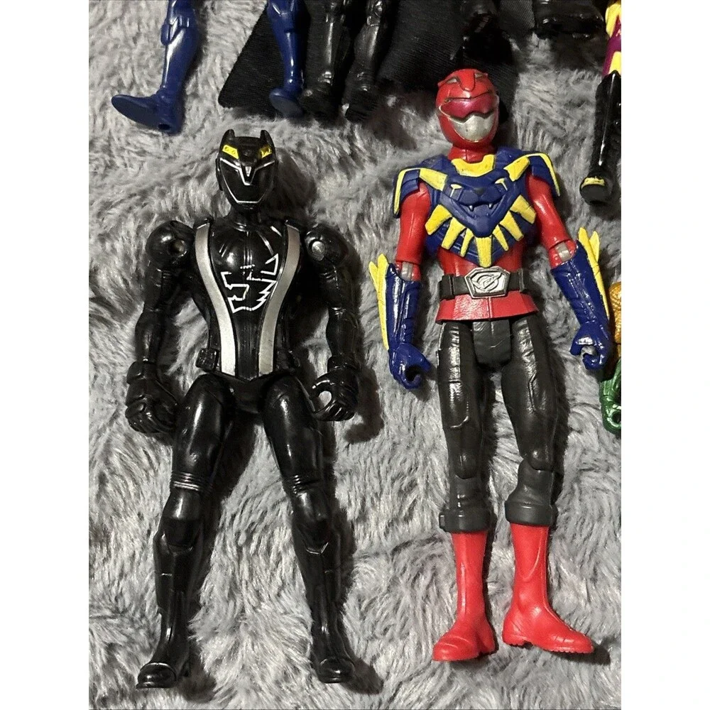 Superhero Action Figures Lot of 19 Toys  1990s-2000s, Marvel DC Batman Superman